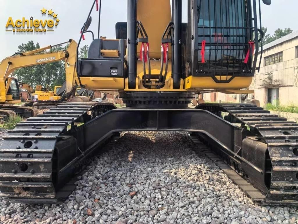 CAT 340 Crawler excavators