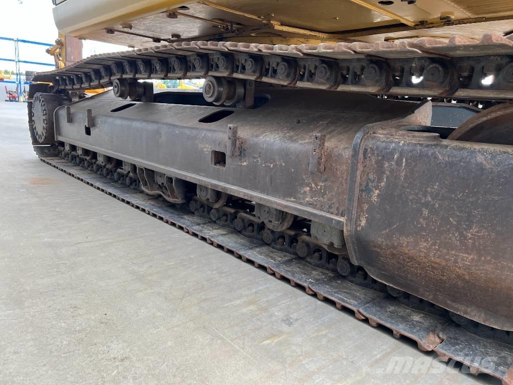 CAT 323D LN Crawler excavators