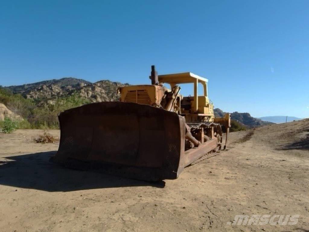 CAT D 9 G Crawler dozers