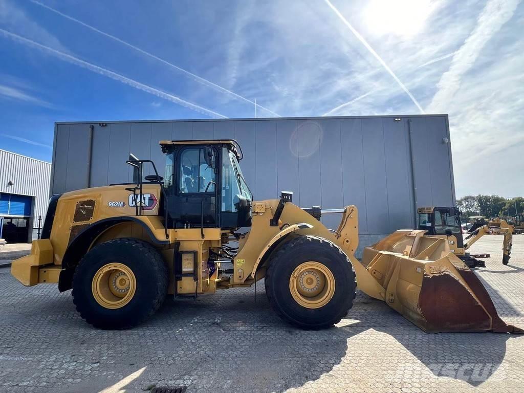 CAT 962M Wheel loaders