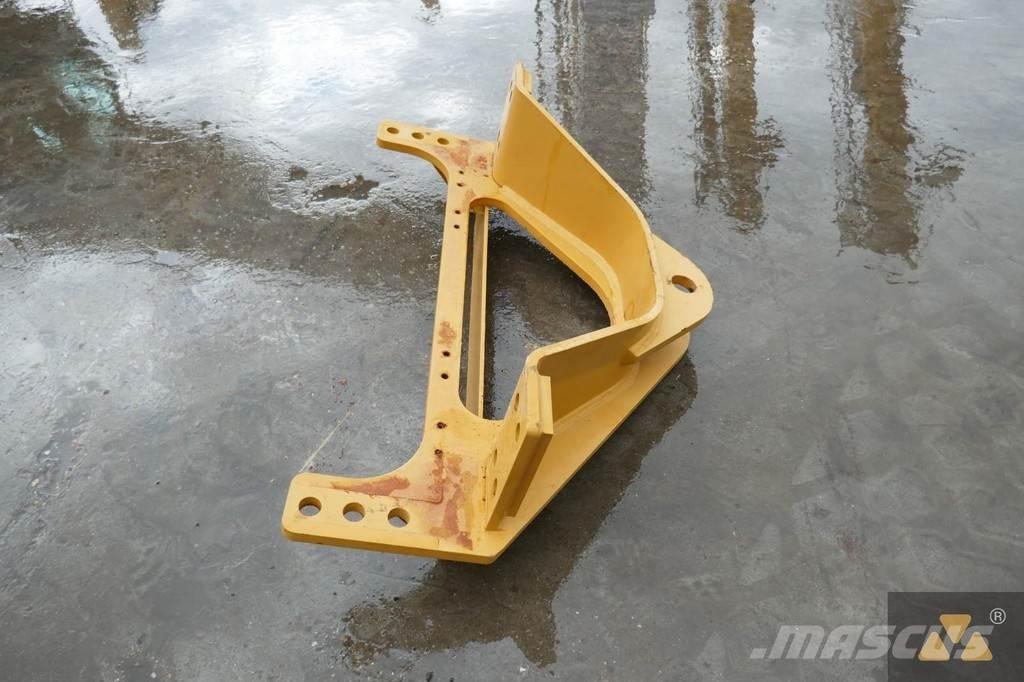 CAT 140M3 Drawbar Transportation - Others