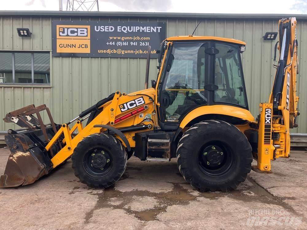 JCB 3CX Backhoe loaders