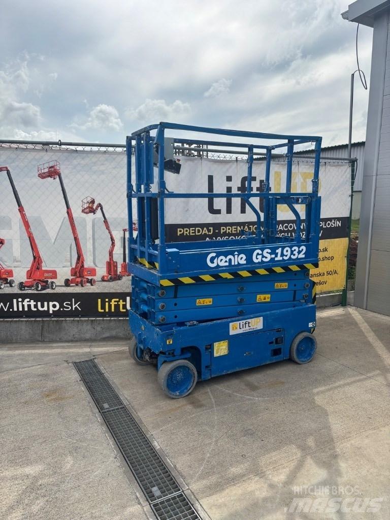 Genie GS 1932 Scissor lifts