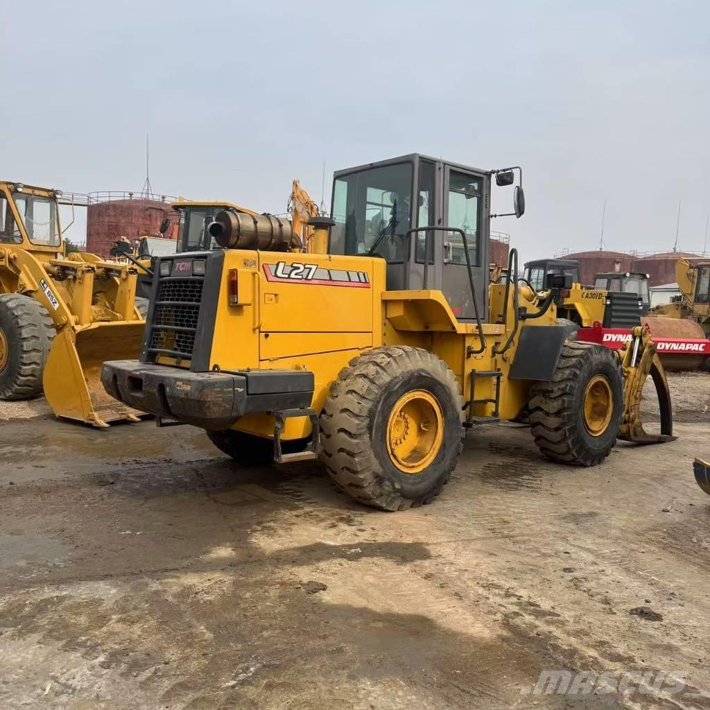 TCM L 27 Wheel loaders