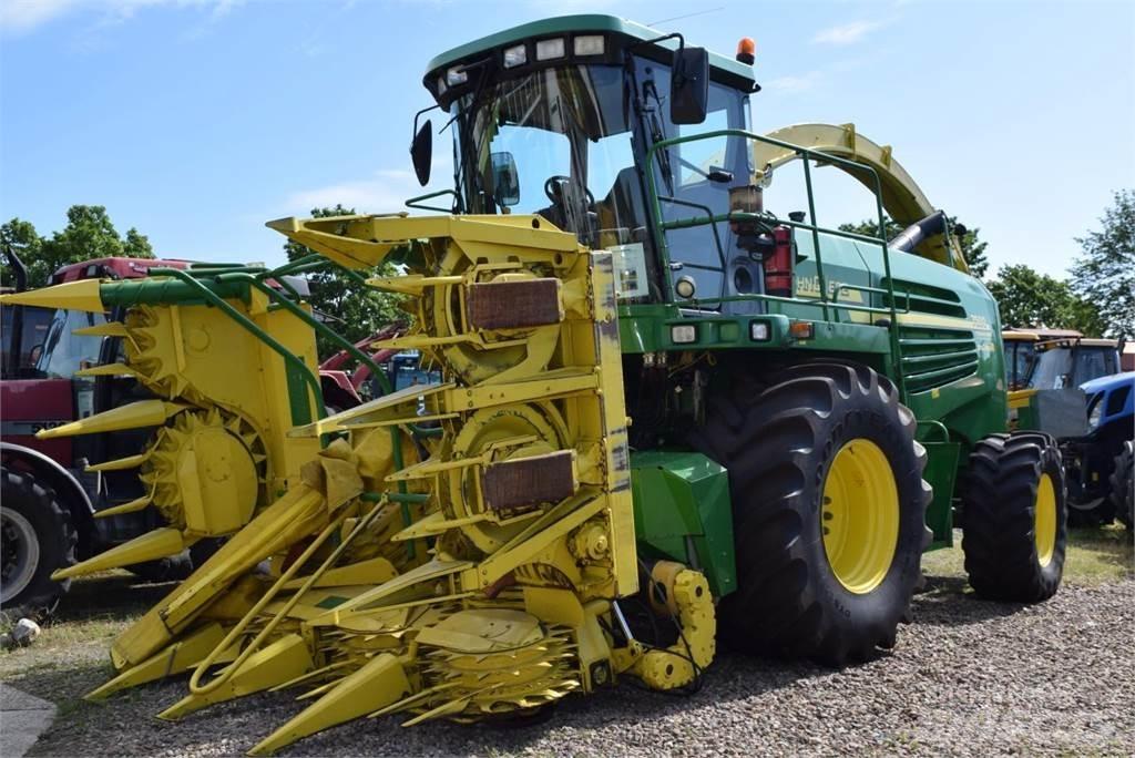 John Deere 7400 Self-propelled foragers