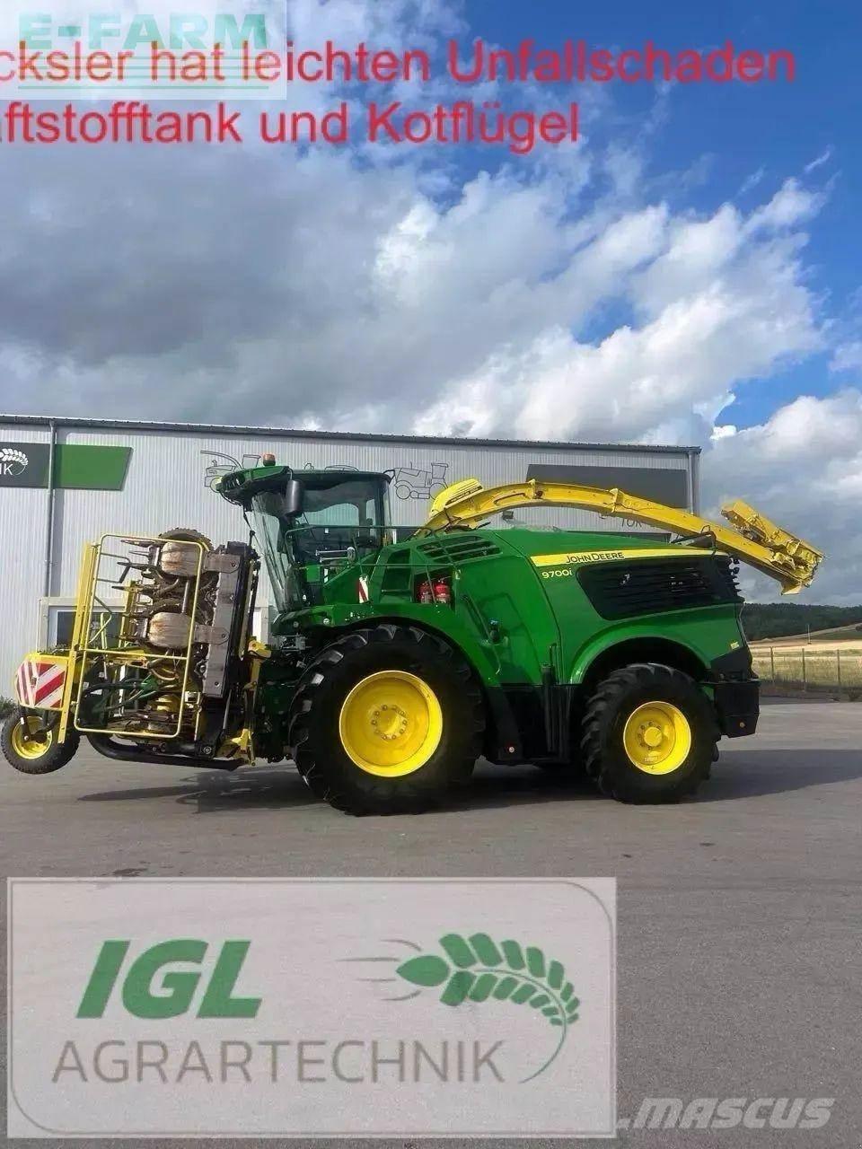 John Deere 9700 i Self-propelled foragers