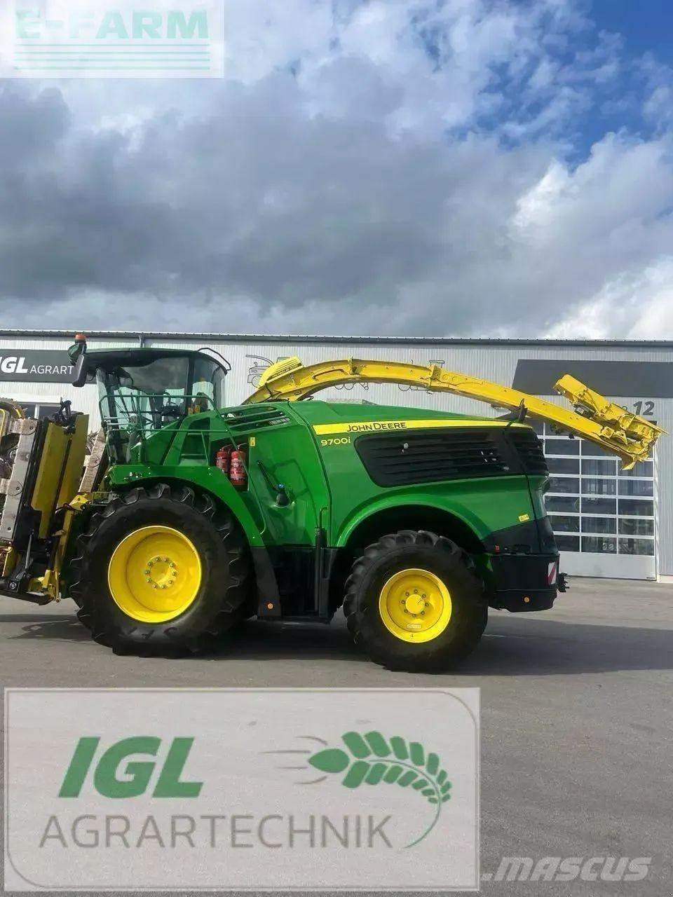 John Deere 9700 i Self-propelled foragers