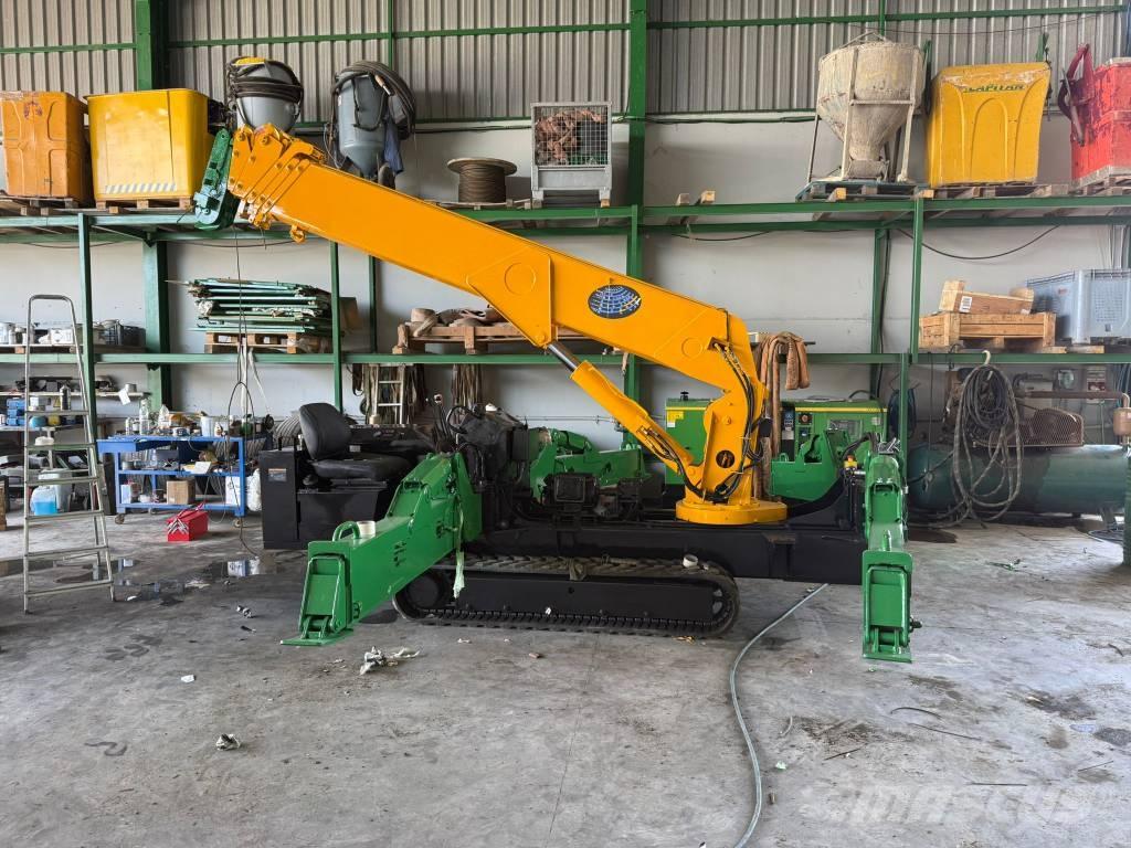 Unic URW 506 CDE Mini cranes