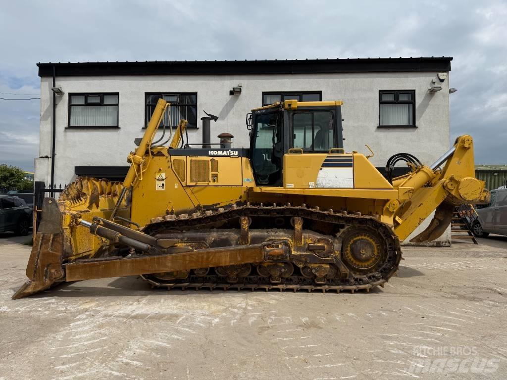 Komatsu D 155 AX-6 Crawler dozers