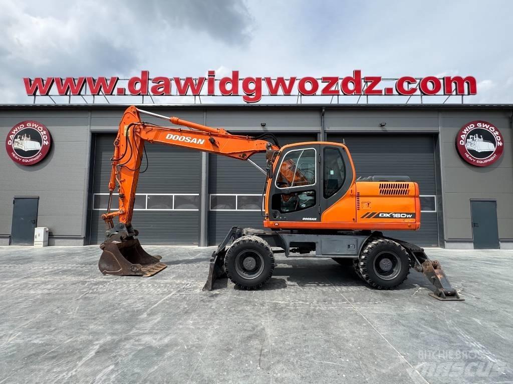 Doosan DX 160 W Wheeled excavators