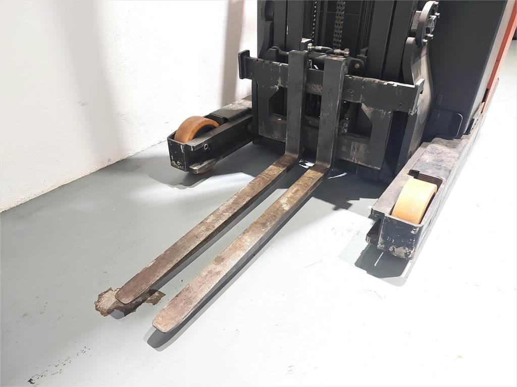 BT RRE 160 Reach trucks