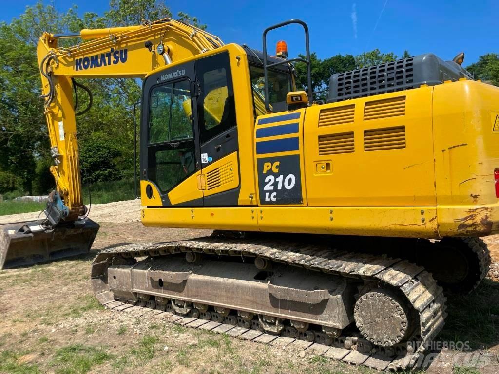 Komatsu PC210LC-11E0 Crawler excavators