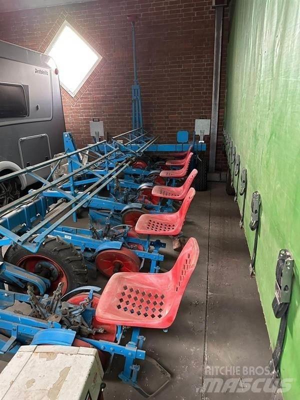  SONSTIGE prefer Planters
