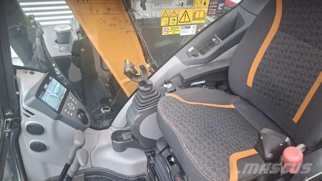 CASE CX 85 D SR Midi excavators  7t - 12t