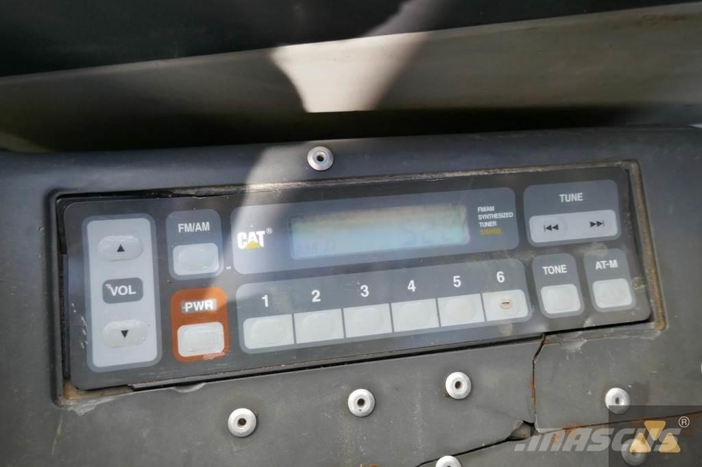 Morooka MST2300VD Tracked dumpers