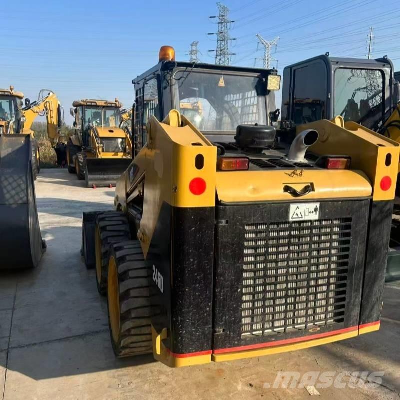 CAT 226 Skid steer loaders