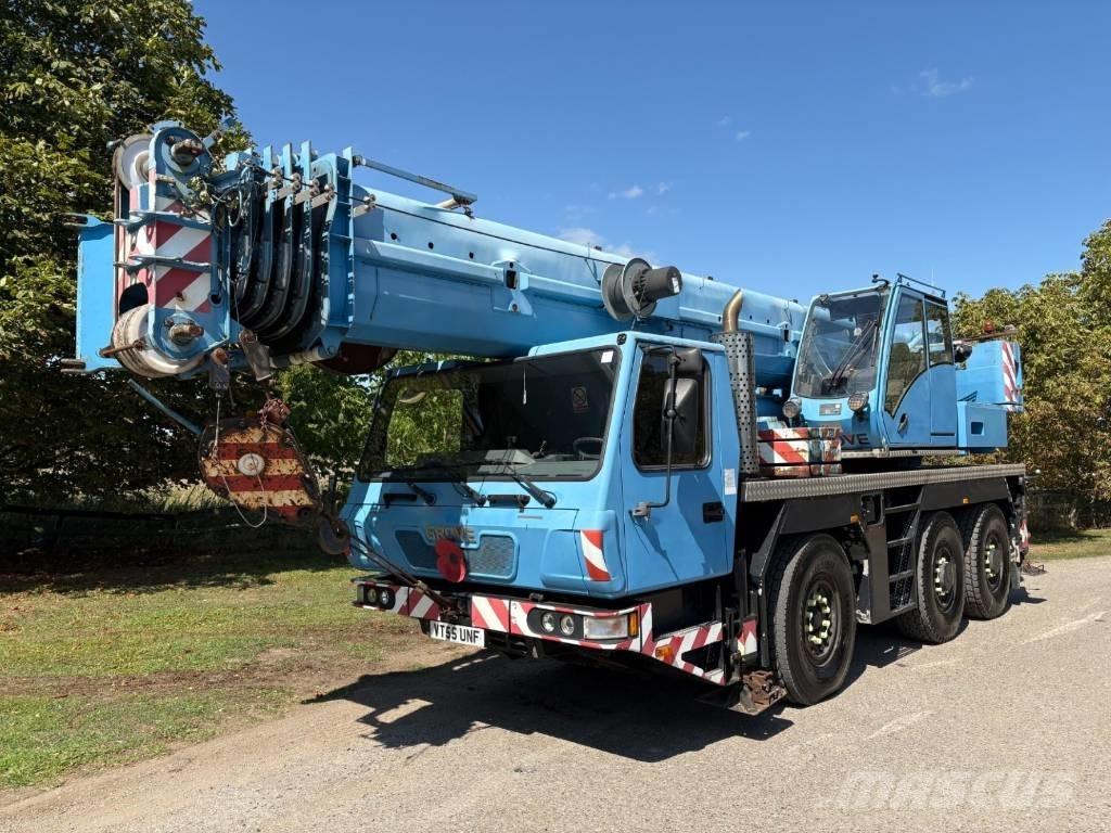 Grove GMK3055 All terrain cranes