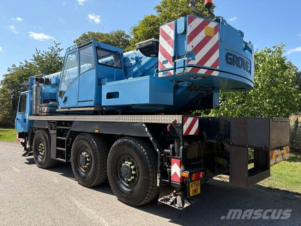 Grove GMK3055 All terrain cranes