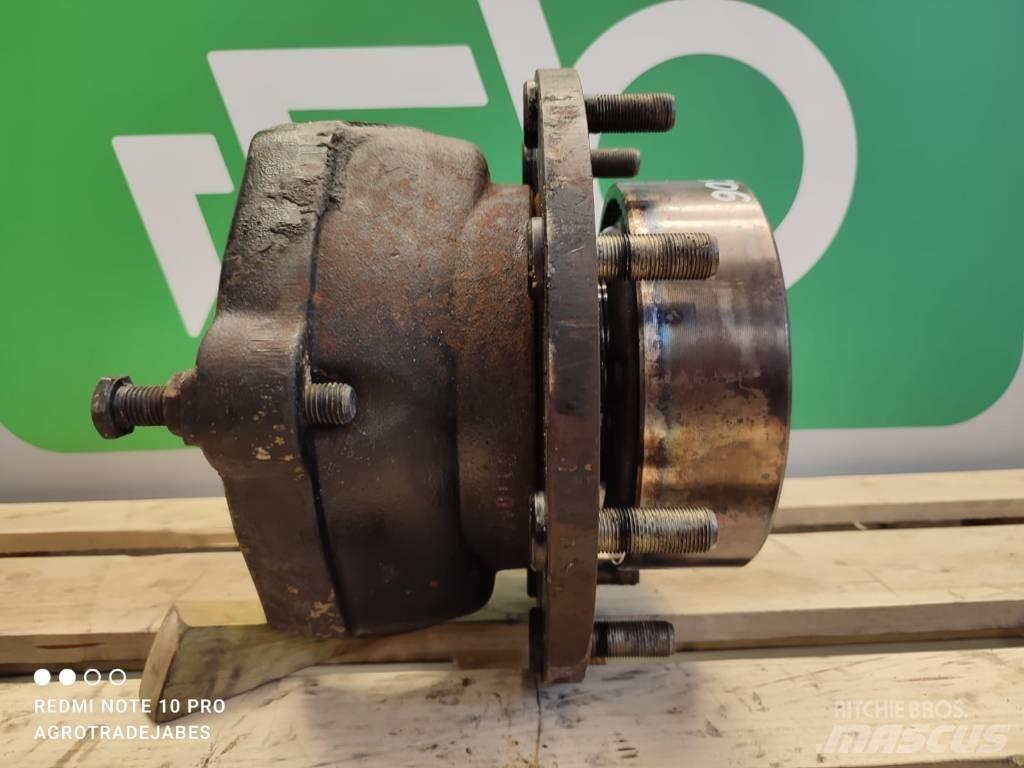 Bobcat T hub Axles