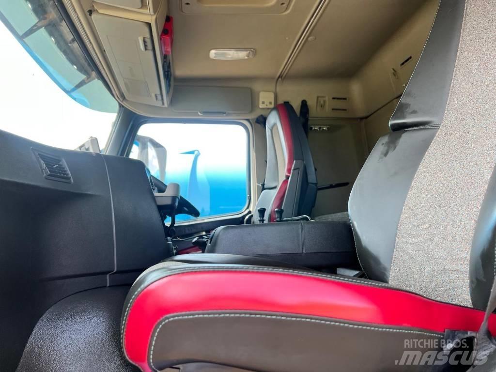 Volvo FM 500 Hook lift trucks