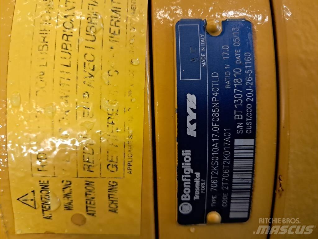 Komatsu PW 180-10 Transmission