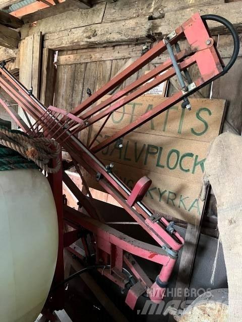 Hardi 600 Mounted sprayers