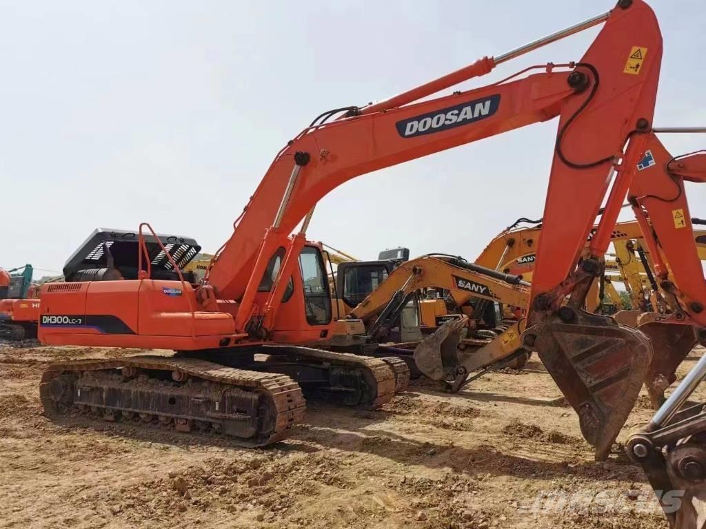 Doosan DH300LC-7 Crawler excavators
