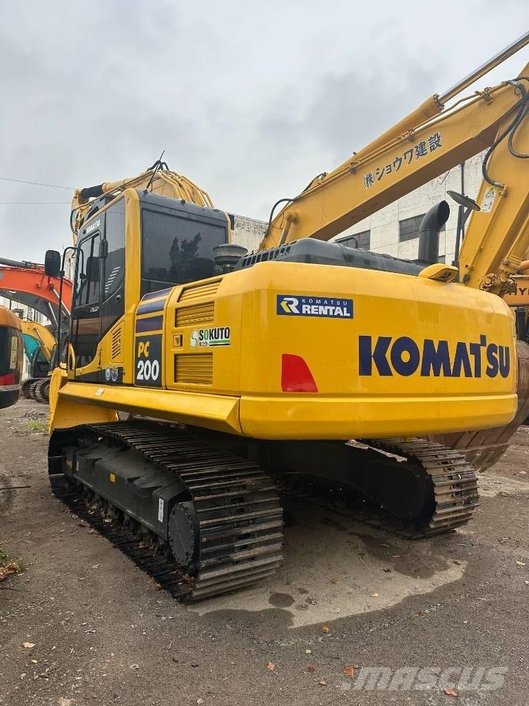 Komatsu PC 200-8 Crawler excavators