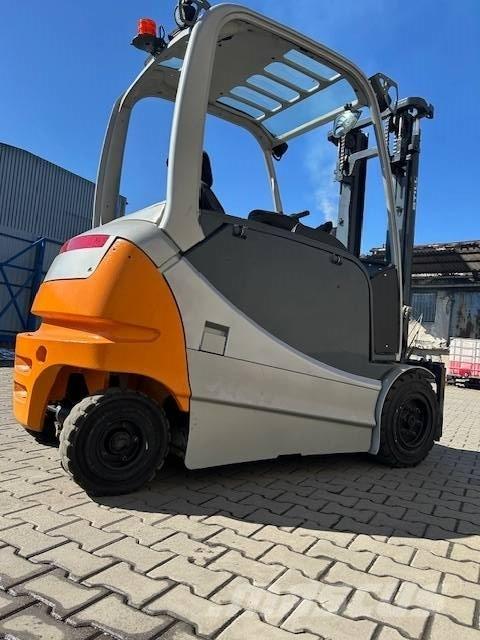 Still RX 60-30 Electric forklift trucks