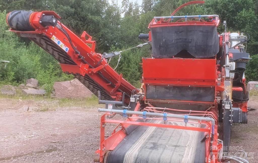 Sandvik QH 332 Mobile crushers