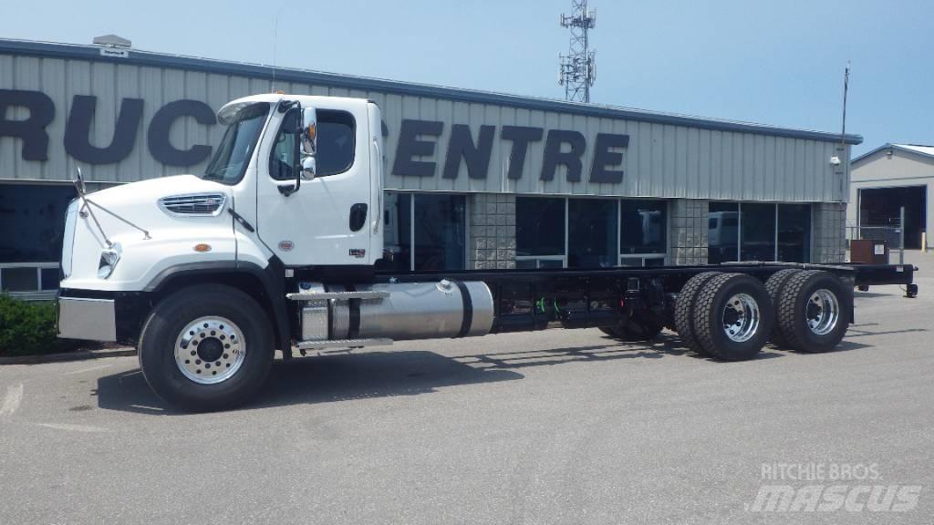 Freightliner 114 SD Chassis Cab trucks