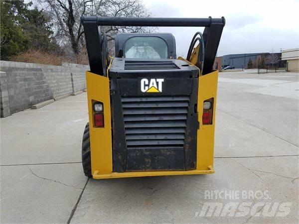 CAT 272 D Skid steer loaders