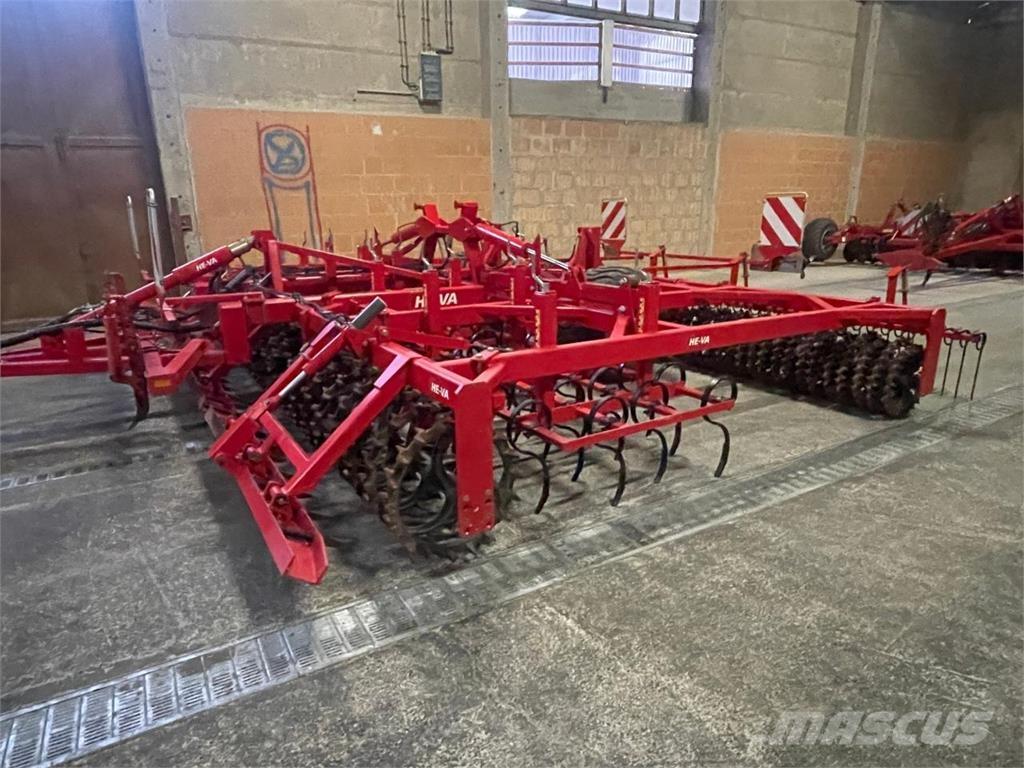 He-Va Maxi Dan 60 Combination drills