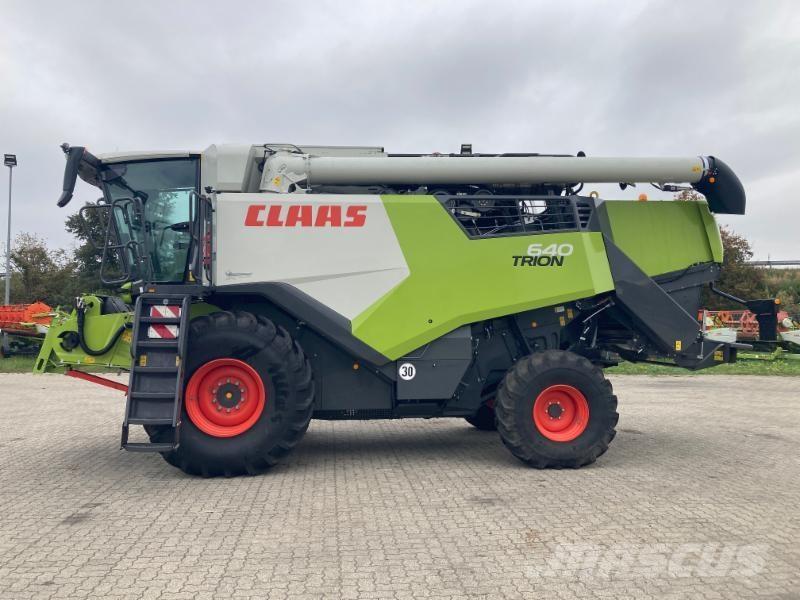 CLAAS TRION 640 Combine harvesters