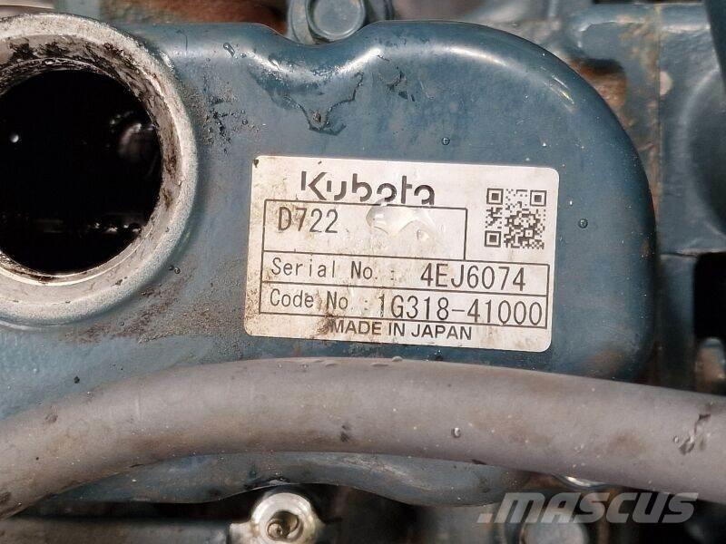 Kubota D722 Engines