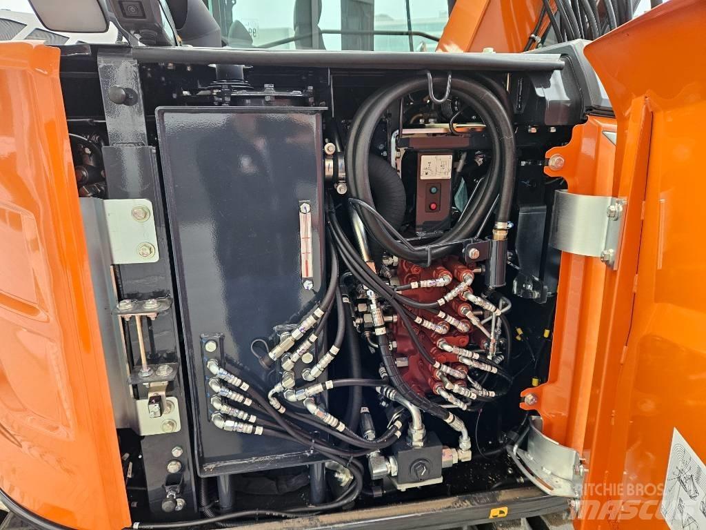 Hitachi ZX95US-7 Midi excavators  7t - 12t