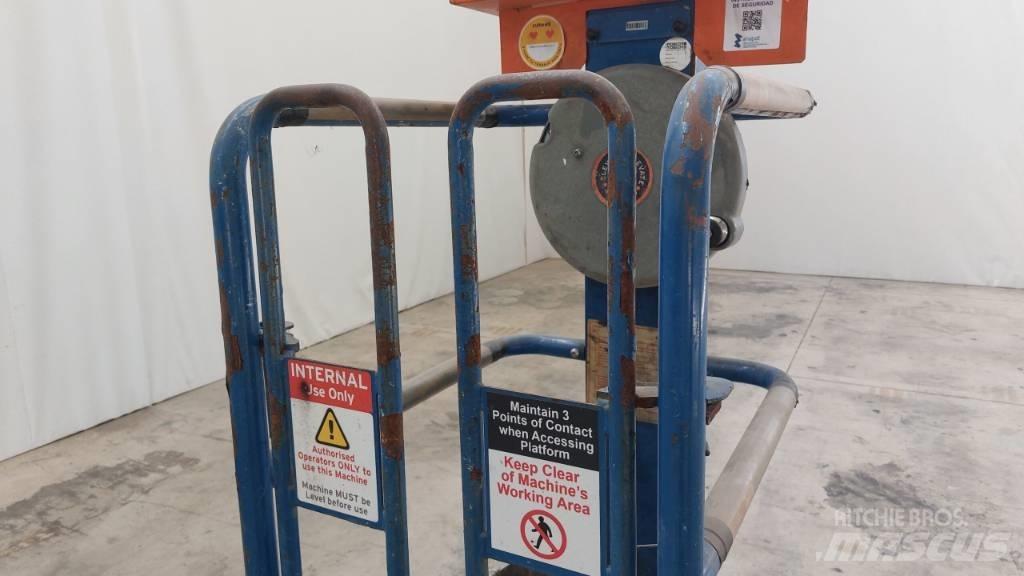 JLG Peco Lift Vertical mast lifts