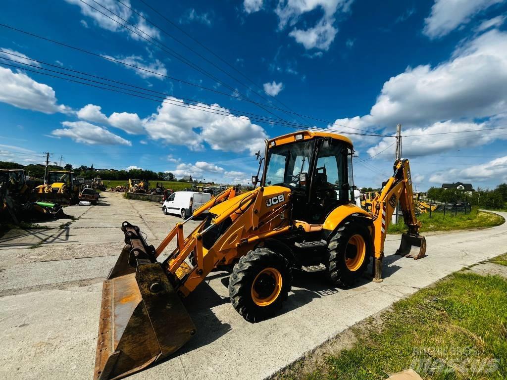 JCB 3 CX Backhoe loaders