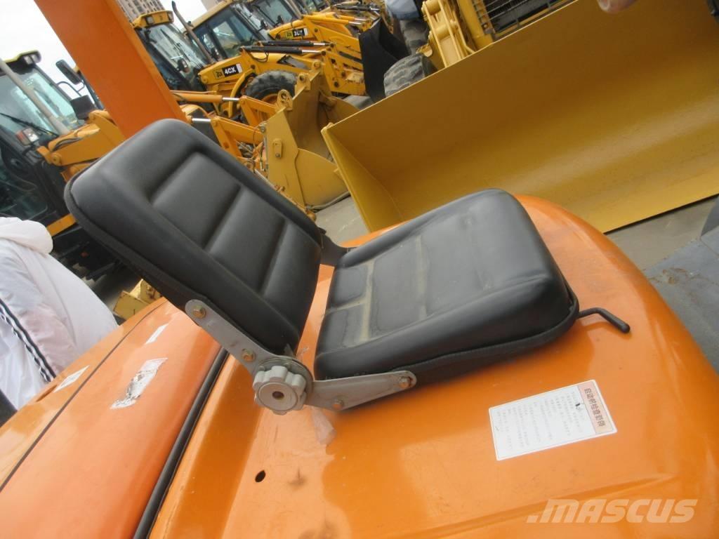 TCM FD 30 Diesel trucks