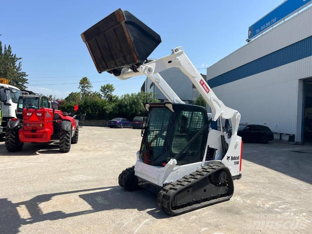 Bobcat T 590 HF Skid steer loaders