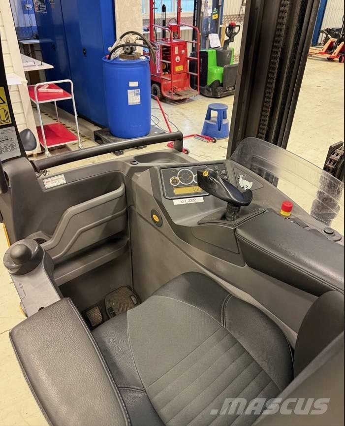 Atlet truck UMS160 Reach trucks