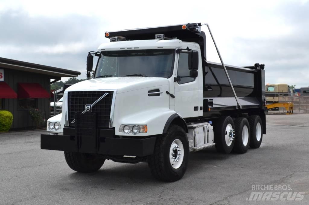 Volvo VHD 64 Tipper trucks