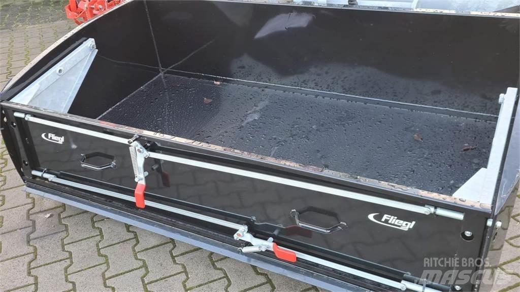 Fliegl GIGANT 220M Other tractor accessories