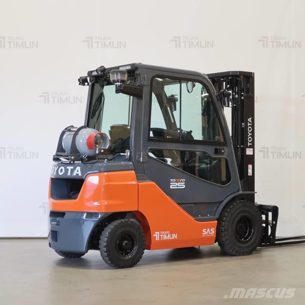 Toyota 02-8FGF25 LPG trucks