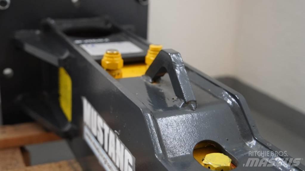 Mustang HM252 Hammers / Breakers