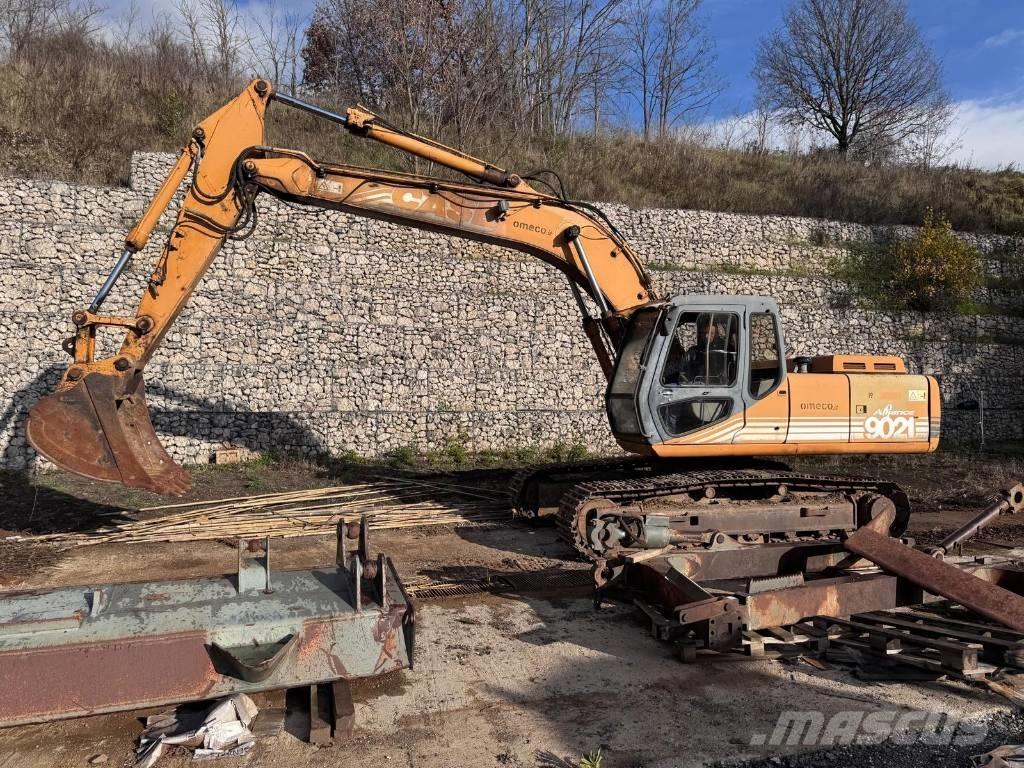 CASE 9021 Crawler excavators