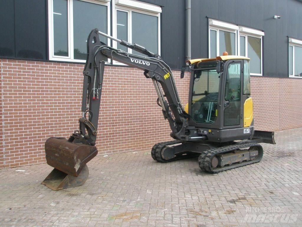 Volvo EC35D Mini excavators < 7t (Mini diggers)