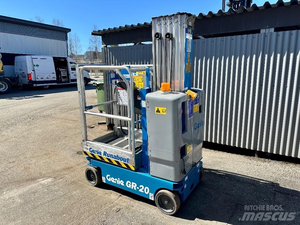 Genie GR 20 Vertical mast lifts