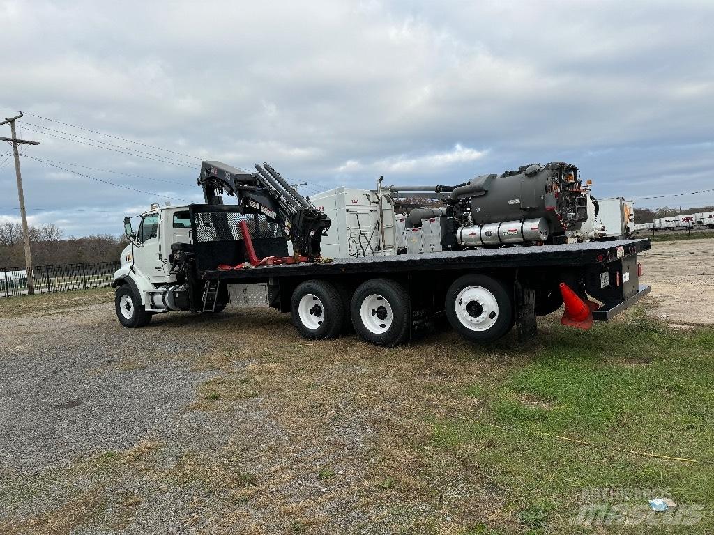 Hiab 288E-5 Tracked cranes