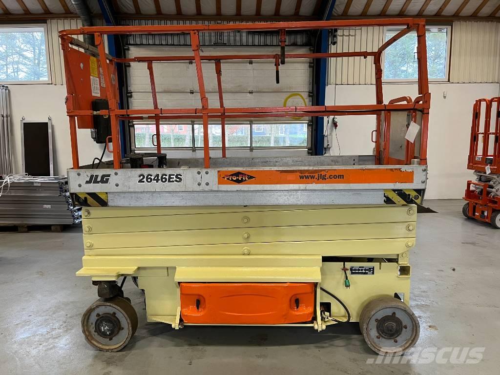 JLG 2646 ES Scissor lifts